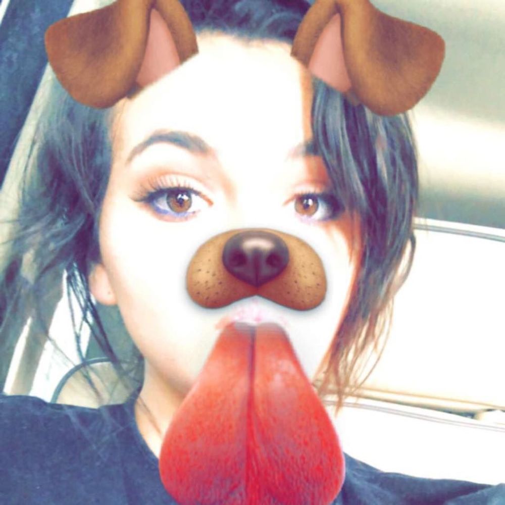 Meet your Posher, Madalyn